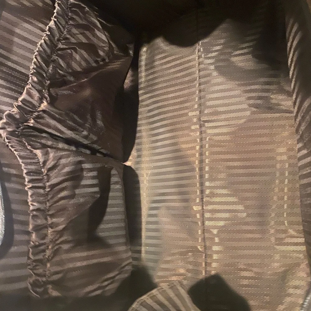 Ventura Luggage Carry-On Travel‎ Bag Olive Vintage 20”X 14”X 11”